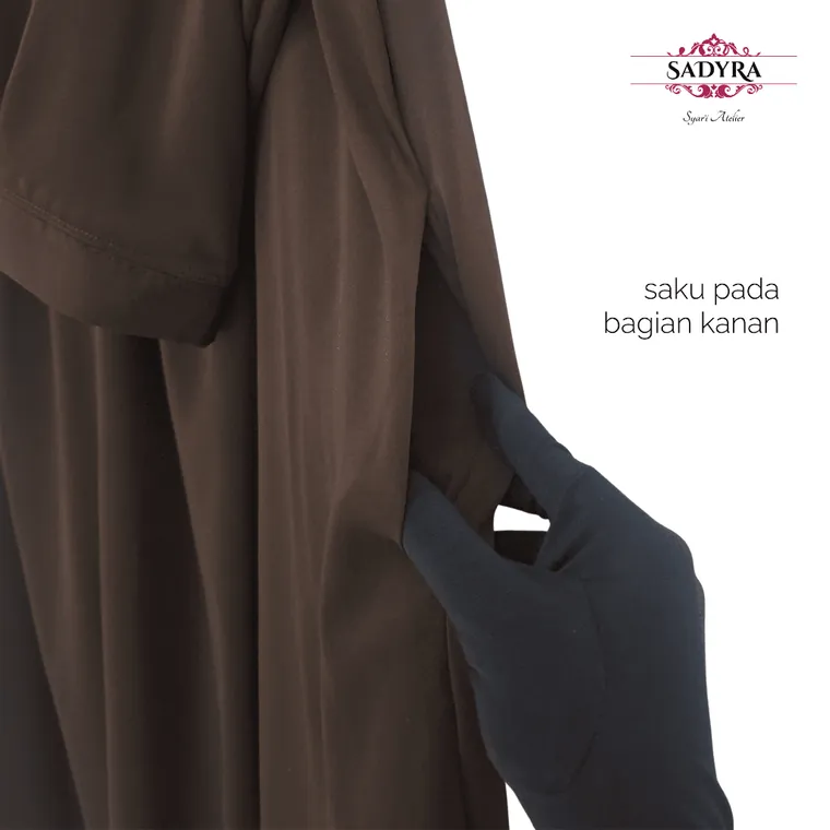 Detail saku sisi kanan Basic Abaya Nura warna coklat